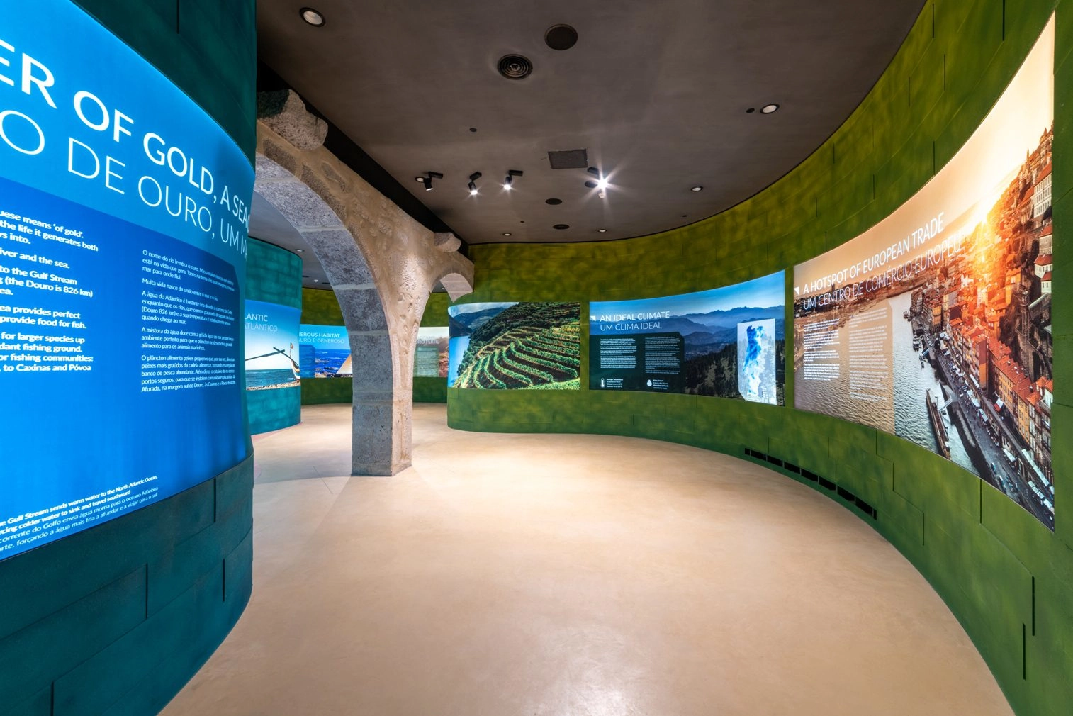 Museum gallery build